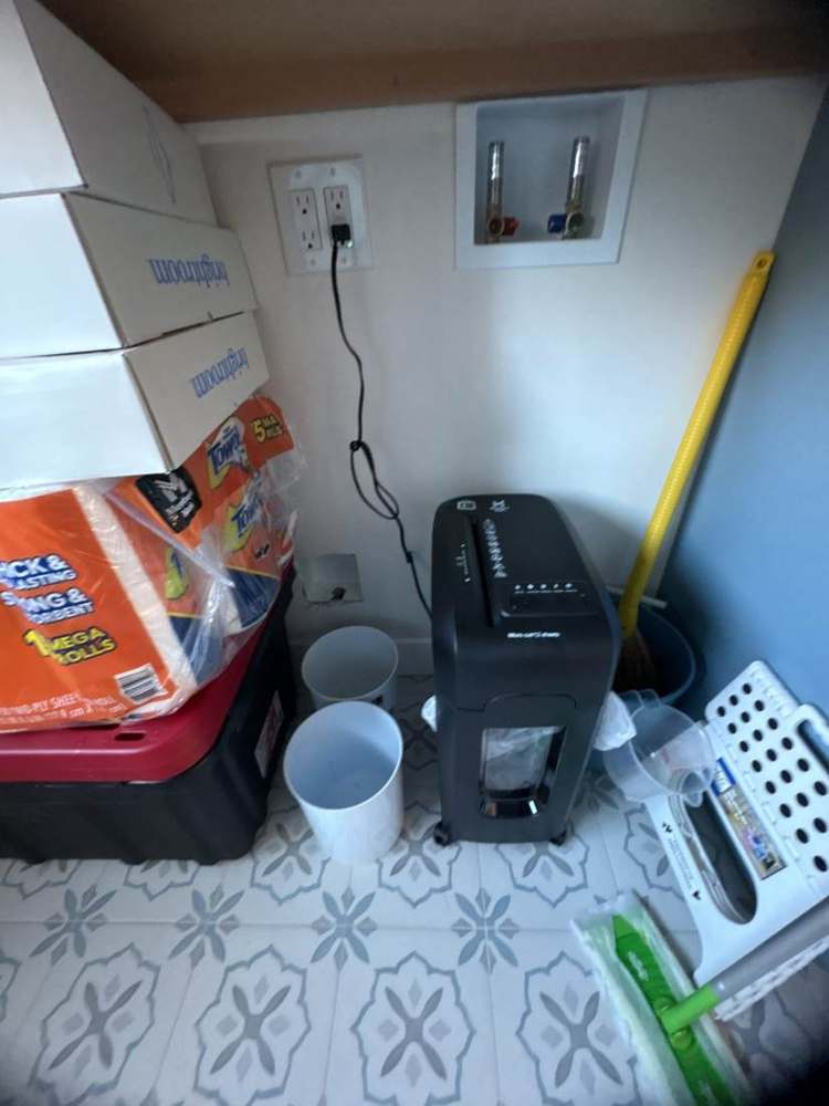 Photo 04 · Laundry conversion and adjacent interior