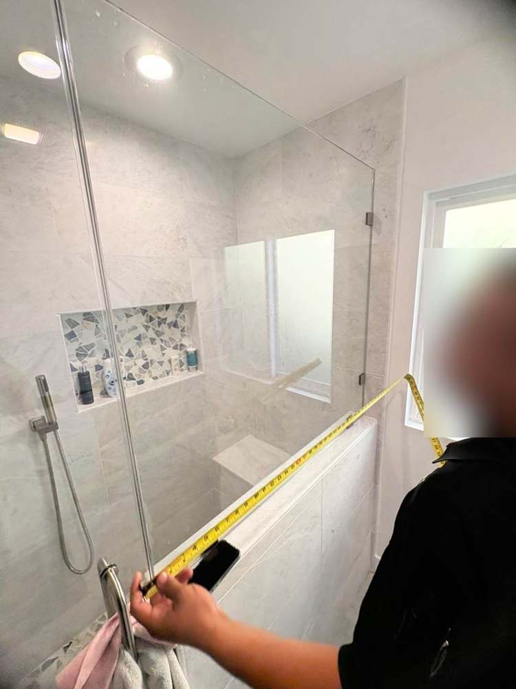 Photo 21 · Existing bathroom and fixture references
